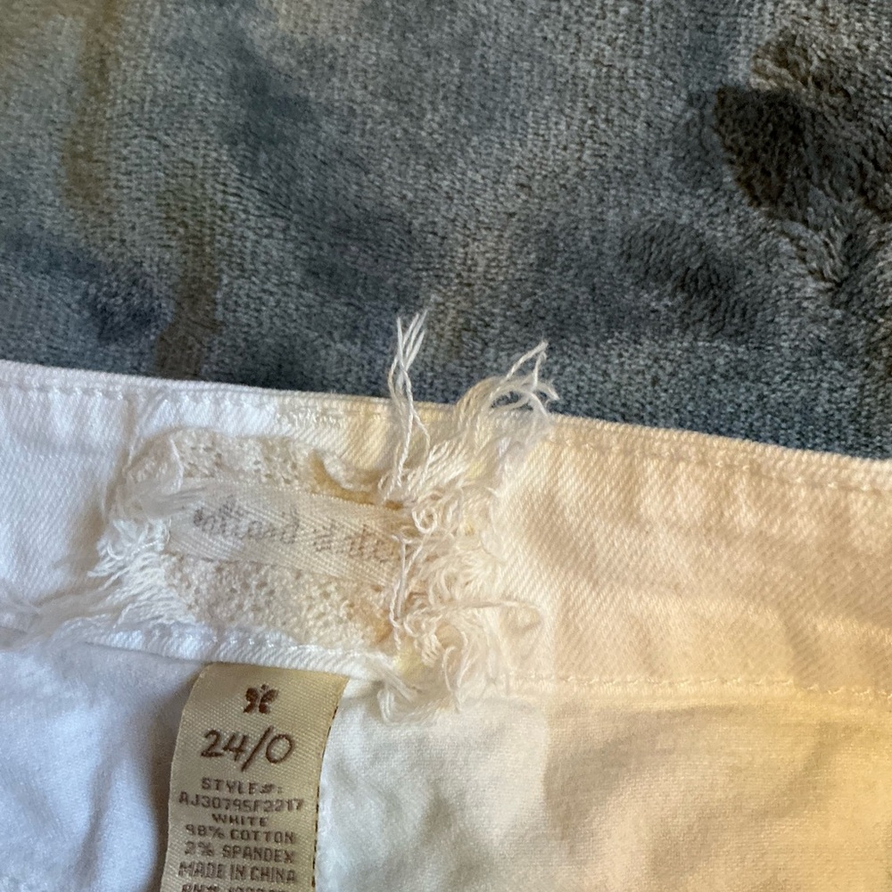 Altar'd State Cream Jean Shorts with Frayed Hem - Picture 4 of 5